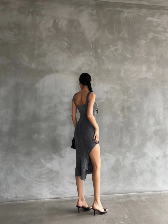 Kaşkorse aşit yıkamalı yırtmaçlı elbise