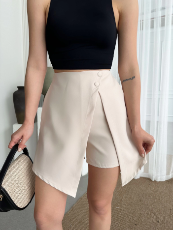İki düğmeli şort etek S24046 İki düğmeli şort etek S24046
