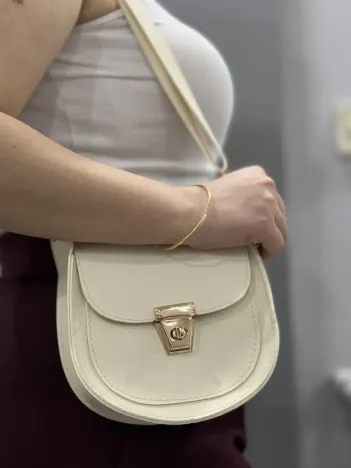 Klasik Kapaklı Bej Cilt Çanta