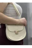 Klasik Kapaklı Bej Cilt Çanta