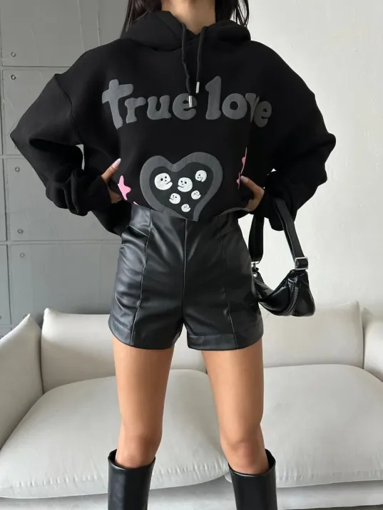 3 İplik Şardonlu Oversize True Baskılı Sweat Siyah 3 İplik Şardonlu Oversize True Baskılı Sweat Siyah