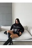3 İplik Şardonlu Oversize True Baskılı Sweat Siyah 3 İplik Şardonlu Oversize True Baskılı Sweat Siyah