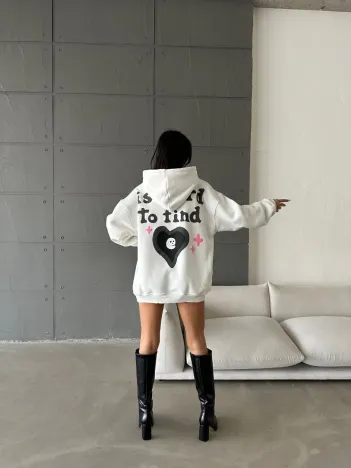 3 İplik Şardonlu Oversize True Baskılı Sweat Beyaz 3 İplik Şardonlu Oversize True Baskılı Sweat Beyaz