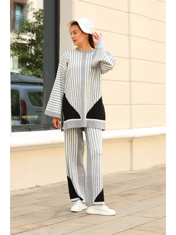 Çizgili Bisiklet Yaka Triko Takım Gri