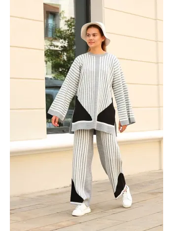 Çizgili Bisiklet Yaka Triko Takım Gri