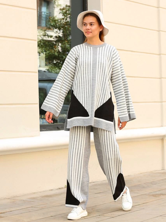 Çizgili bisiklet yaka triko takım Gri Çizgili bisiklet yaka triko takım Gri