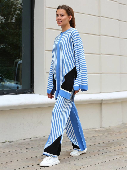 Çizgili bisiklet yaka triko takım Mavi