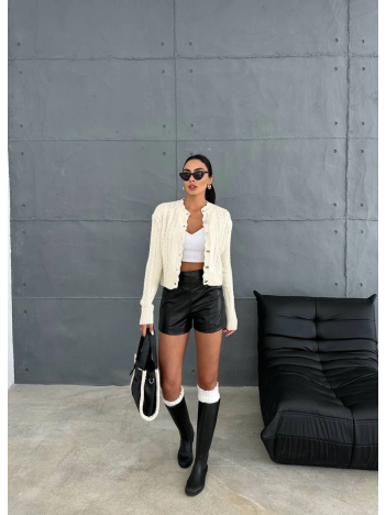 Düğme detaylı hırka ekru Düğme detaylı hırka ekru