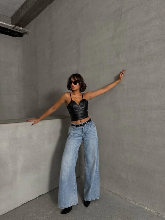 İp askılı yandan fermuarlı rastale deri crop siyah s24113 İp askılı yandan fermuarlı rastale deri crop siyah s24113