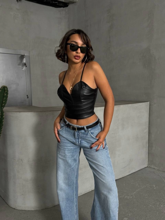 İp askılı yandan fermuarlı rastale deri crop siyah s24113 İp askılı yandan fermuarlı rastale deri crop siyah s24113