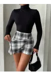 İki Düğmeli Şort Ch Kumaş Etek Ekoseli Siyahbeyaz H26414