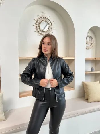 Mevsimlik Deri Ceket Siyah St255510