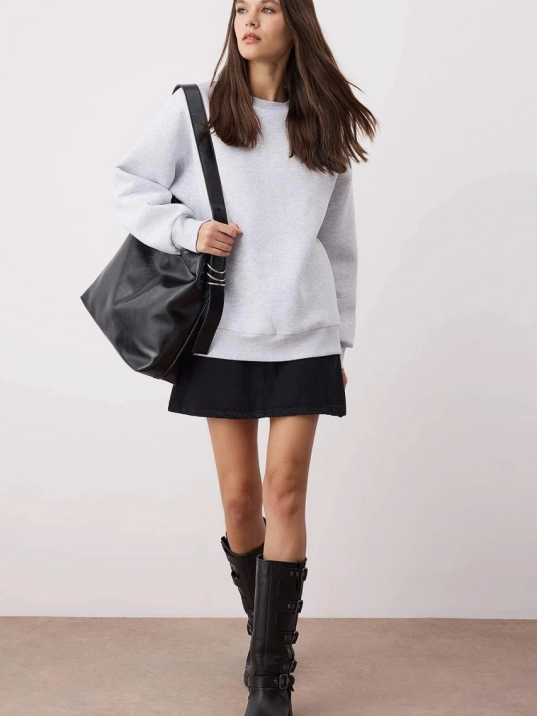 3 İplik Şardonlu Bisiklet Yaka Sweatshirt Gri 3 İplik Şardonlu Bisiklet Yaka Sweatshirt Gri