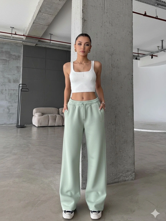 3 İplik Şardonlu Oversize Eşofman Mint Yeşili 3 İplik Şardonlu Oversize Eşofman Mint Yeşili