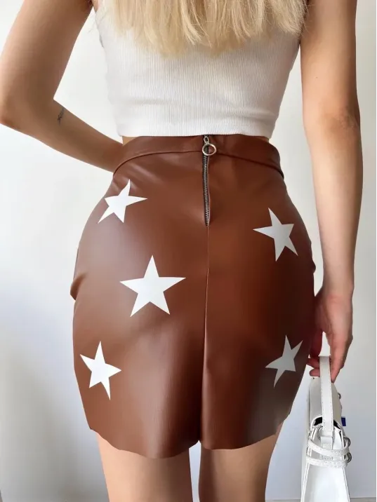 Yıldız Baskılı Deri Etek Kahve