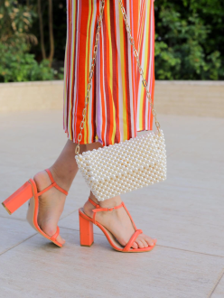 Uzun Zincir Kollu Kapaklı İnci Çanta Beyaz