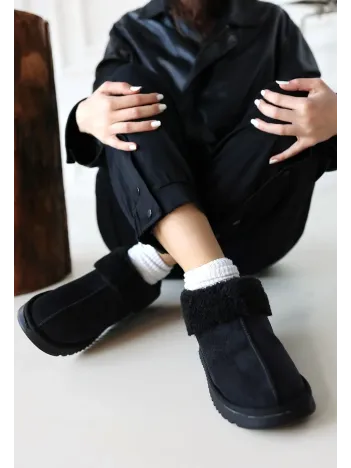 Abby Siyah Süet Bot Abby Siyah Süet Bot