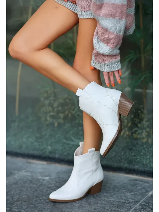 Akver Bej Cilt Topuklu Bot Akver Bej Cilt Topuklu Bot