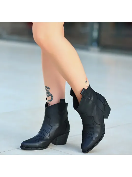 Akver Siyah Cilt Topuklu Bot