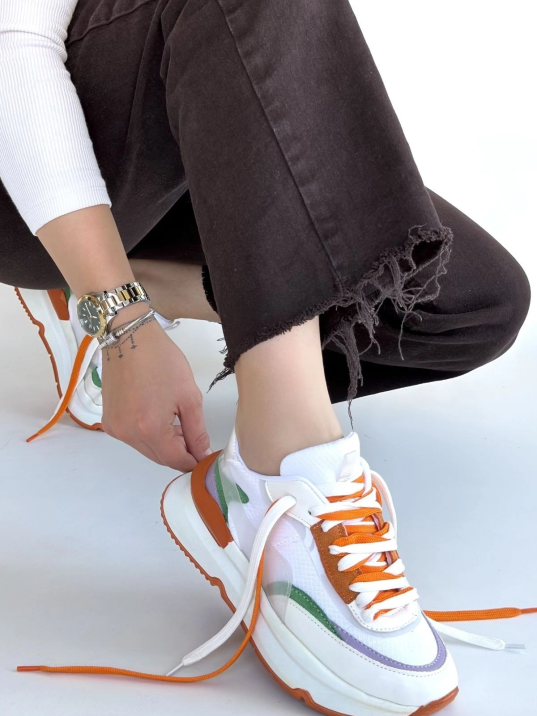 Aleh Beyaz Cilt Turuncu Detaylı Çift Bağcıklı Spor Ayakkabı