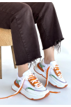 Aleh Beyaz Cilt Turuncu Detaylı Çift Bağcıklı Spor Ayakkabı