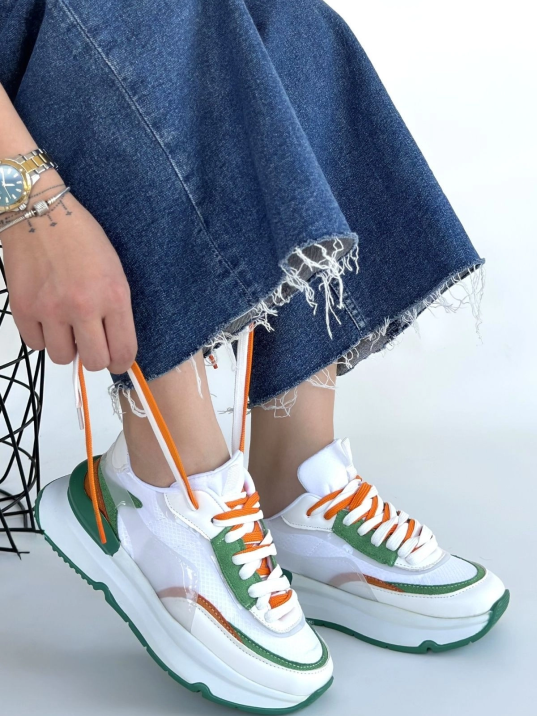 Aleh Beyaz Cilt Yeşil Detaylı Çift Bağcıklı Spor Ayakkabı