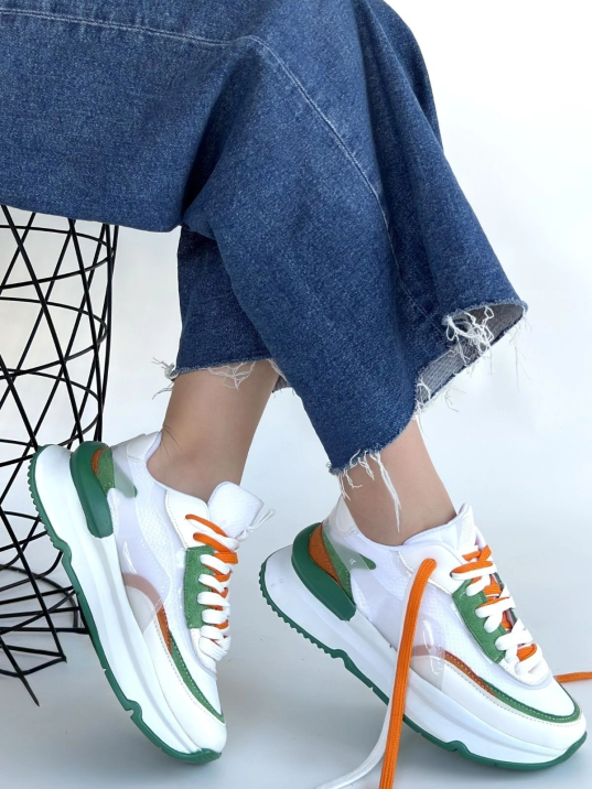 Aleh Beyaz Cilt Yeşil Detaylı Çift Bağcıklı Spor Ayakkabı