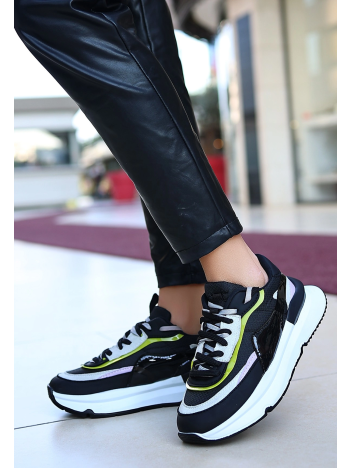 Aleh Siyah Cilt Lila Detaylı Spor Ayakkabı Aleh Siyah Cilt Lila Detaylı Spor Ayakkabı