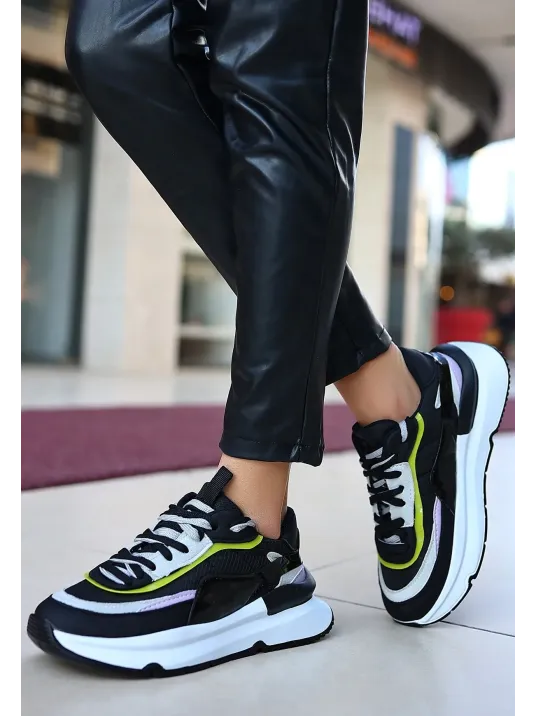 Aleh Siyah Cilt Lila Detaylı Spor Ayakkabı