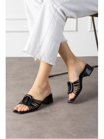 Anca Siyah Rugan Topuklu Terlik Anca Siyah Rugan Topuklu Terlik