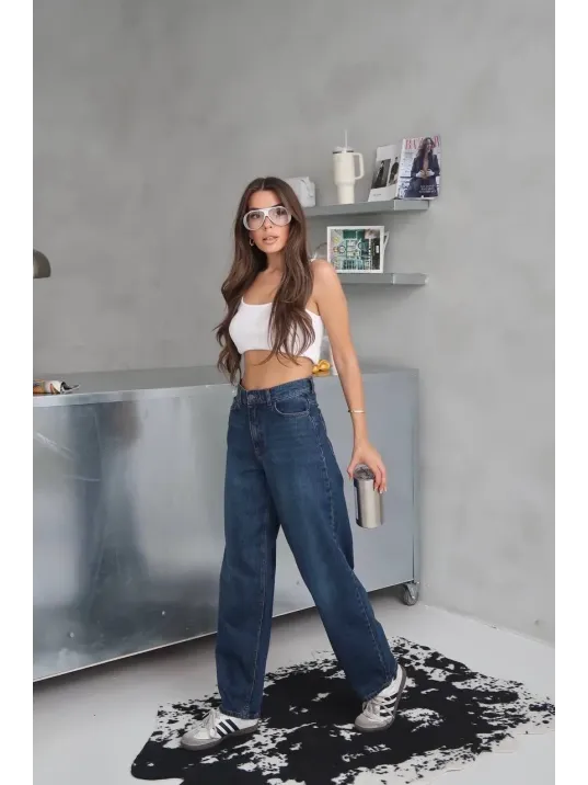 Arkadan Tokalı Jeans Pantolon