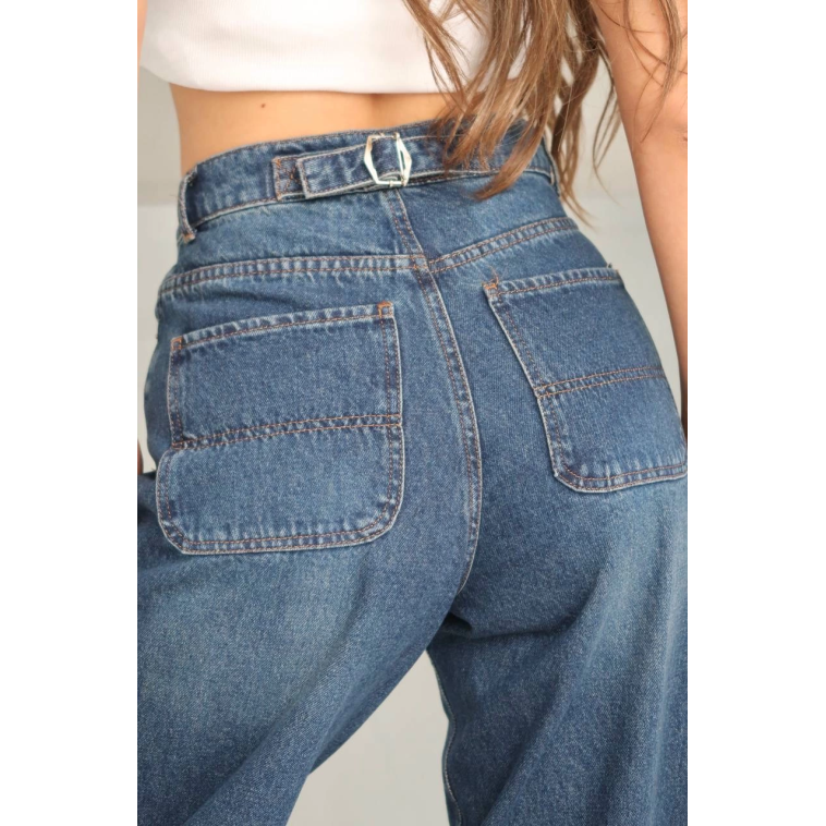 Arkadan tokalı jeans pantolon Arkadan tokalı jeans pantolon
