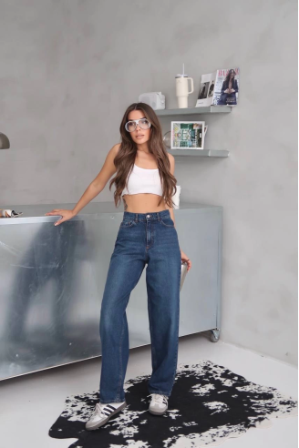 Arkadan tokalı jeans pantolon