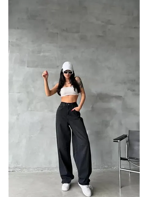 Arkadan Tokalı Jeans Pantolon Siyah