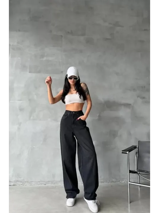 Arkadan Tokalı Jeans Pantolon Siyah