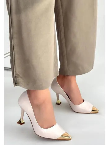 Artem Bej Rugan Topuklu Ayakkabı