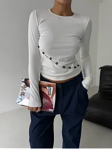 Asimetrik Alt Detaylı Bluz Beyaz