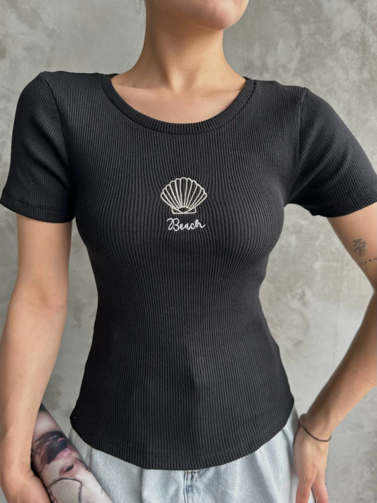 Bac nakışlı bluz Bac nakışlı bluz