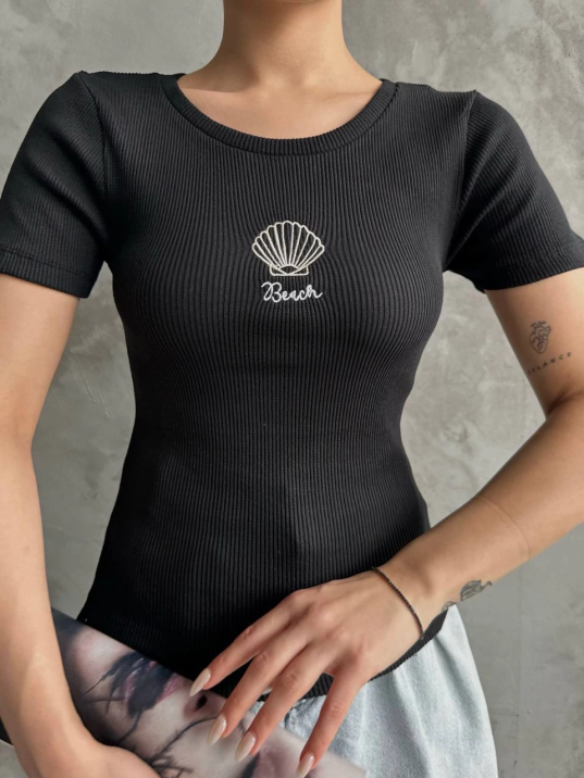 Bac nakışlı bluz Bac nakışlı bluz