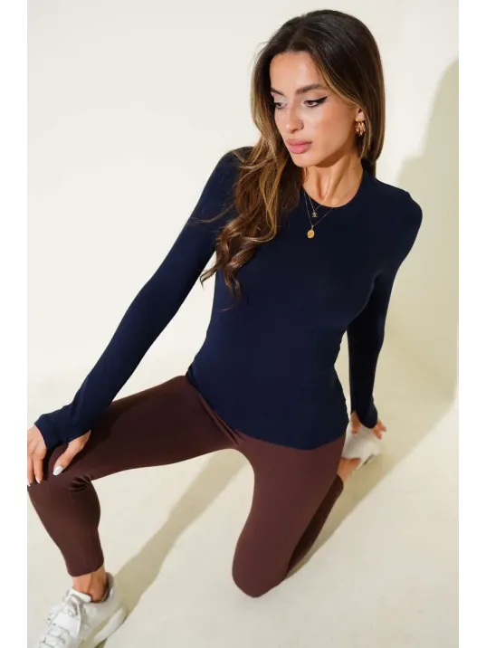 Basic Parmak Geçirme Detaylı Bluz Lacivert T4266