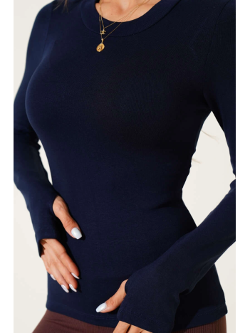 Basic Parmak Geçirme Detaylı Bluz Lacivert T4266 Basic Parmak Geçirme Detaylı Bluz Lacivert T4266