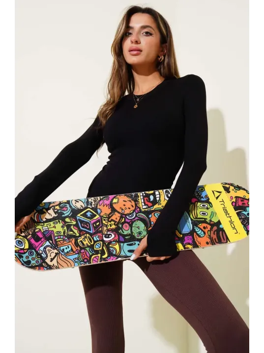 Basic Parmak Geçirme Detaylı Bluz Siyah T4266