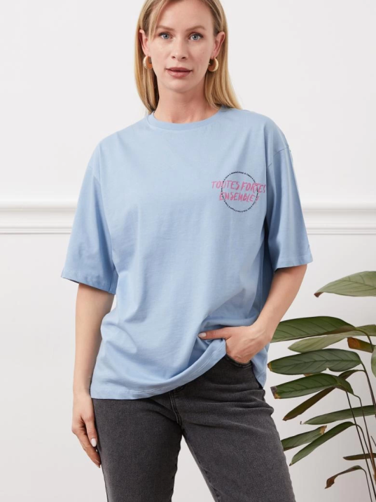 Baskılı tişört mavi Baskılı tişört mavi