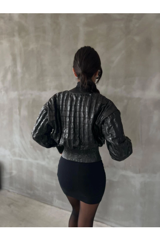 Beli büzgülü crop deri ceket siyah