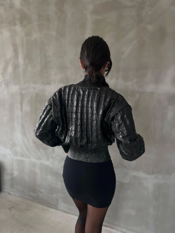 Beli büzgülü crop deri ceket siyah Beli büzgülü crop deri ceket siyah