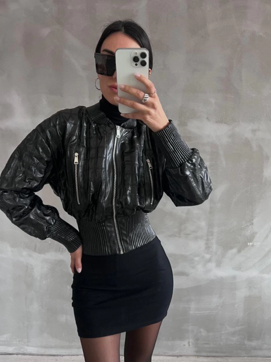 Beli büzgülü crop deri ceket siyah Beli büzgülü crop deri ceket siyah