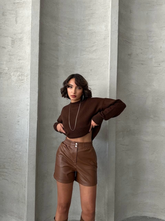 Beli lastikli çıtçıtlı deri şort kahve w241007 Beli lastikli çıtçıtlı deri şort kahve w241007