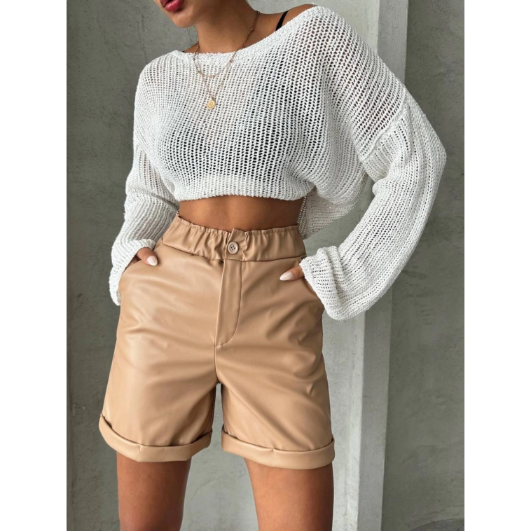 Beli lastikli duble paça deri şort bej w24755 Beli lastikli duble paça deri şort bej w24755