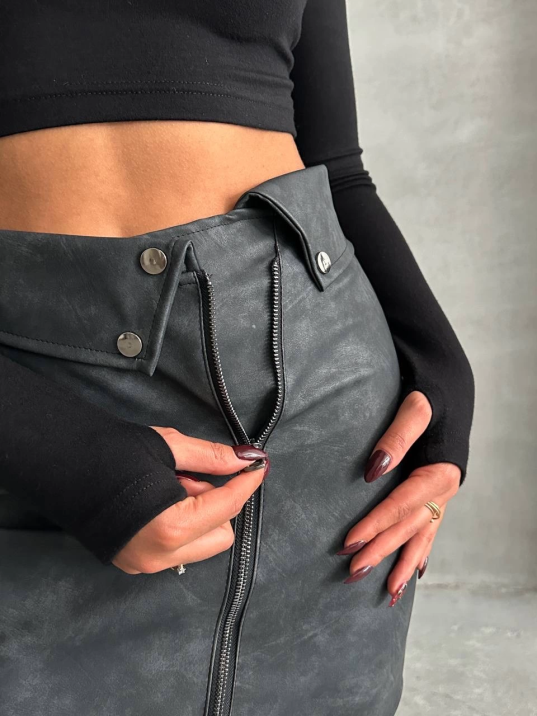 Beli pervazlı fermuarlı eskitme deri etek w24431 Beli pervazlı fermuarlı eskitme deri etek w24431