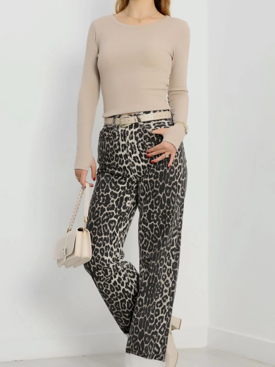 Bisiklet Yaka Parmak Geçmeli Kaşkorse bluz bej a3829 Bisiklet Yaka Parmak Geçmeli Kaşkorse bluz bej a3829